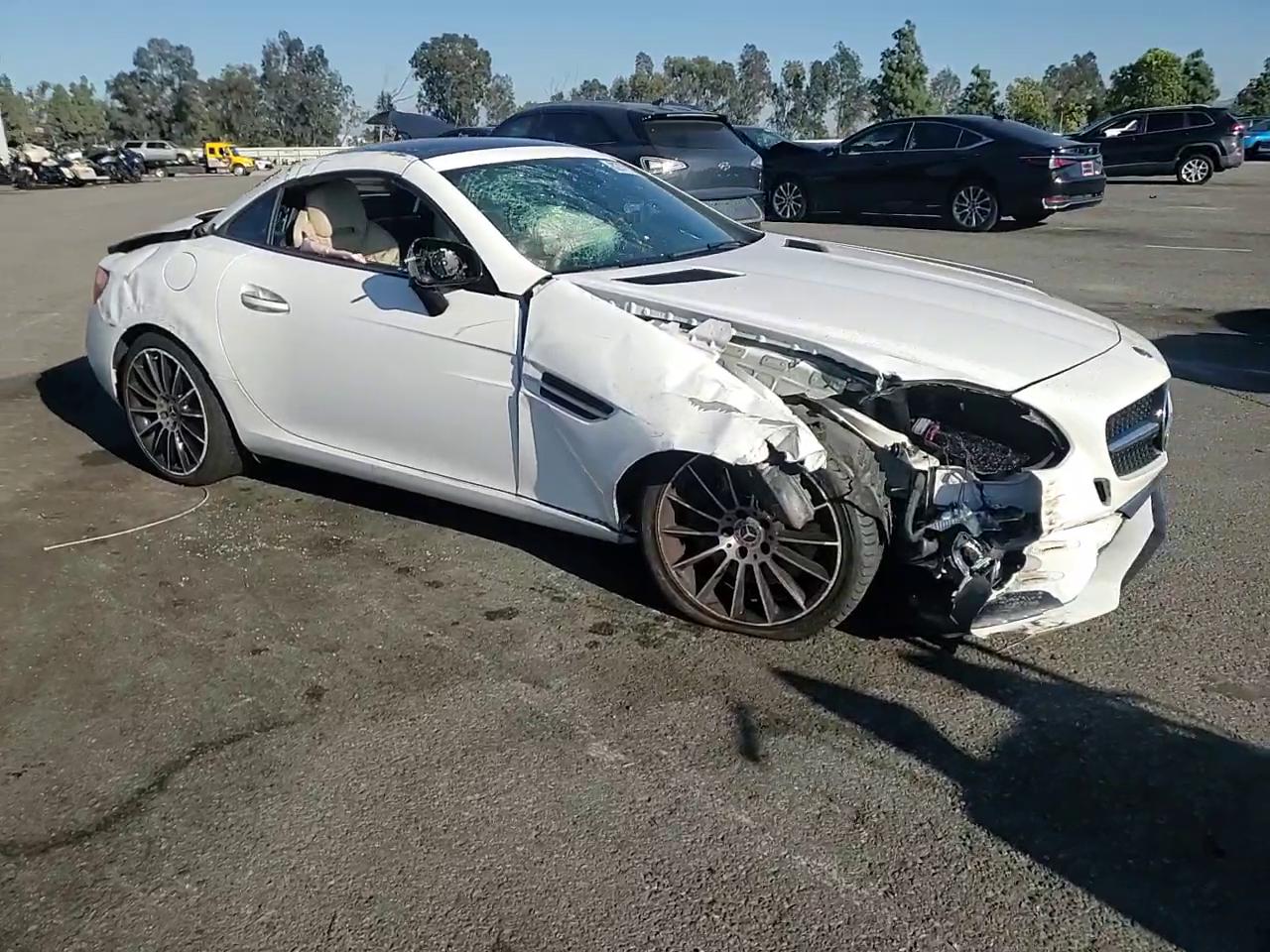 Фото: WDDPK3JA8JF150380