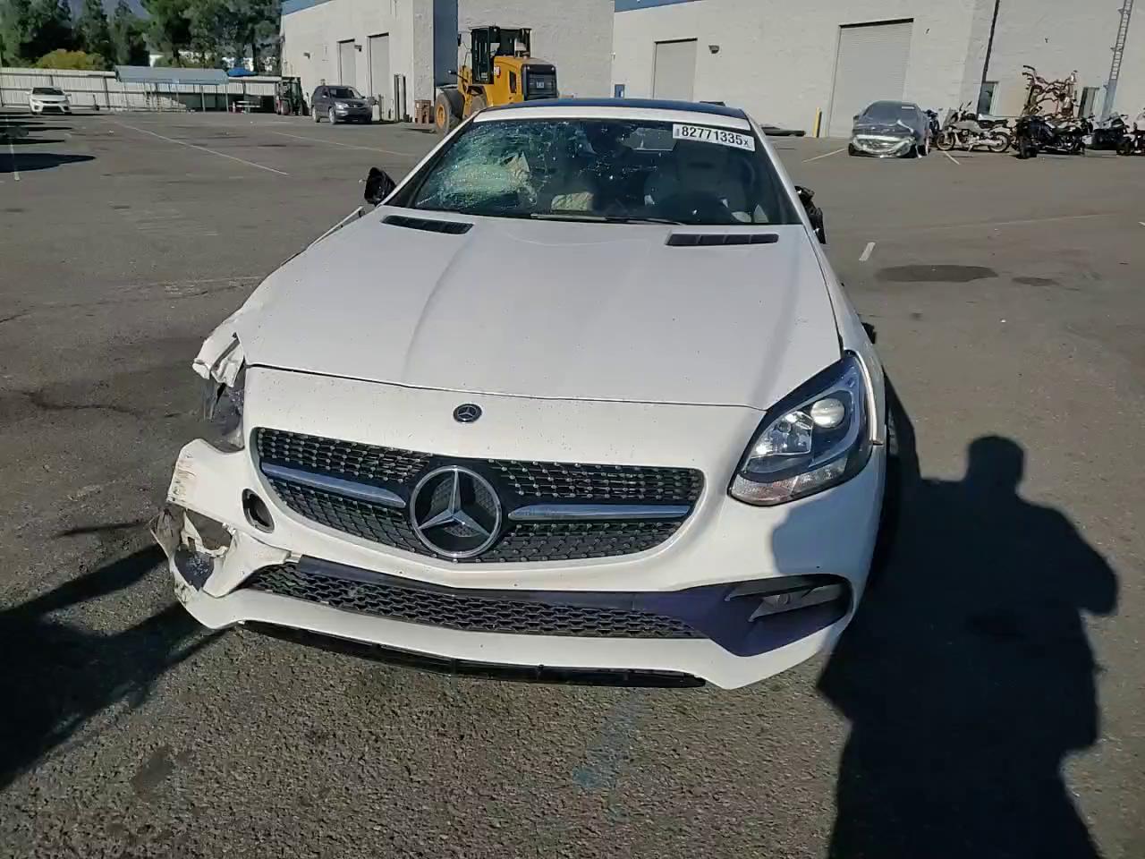 Фото: WDDPK3JA8JF150380