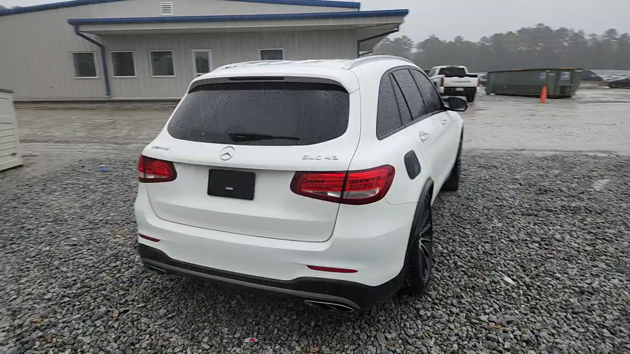 Фото: WDC0G6EB0HF144370