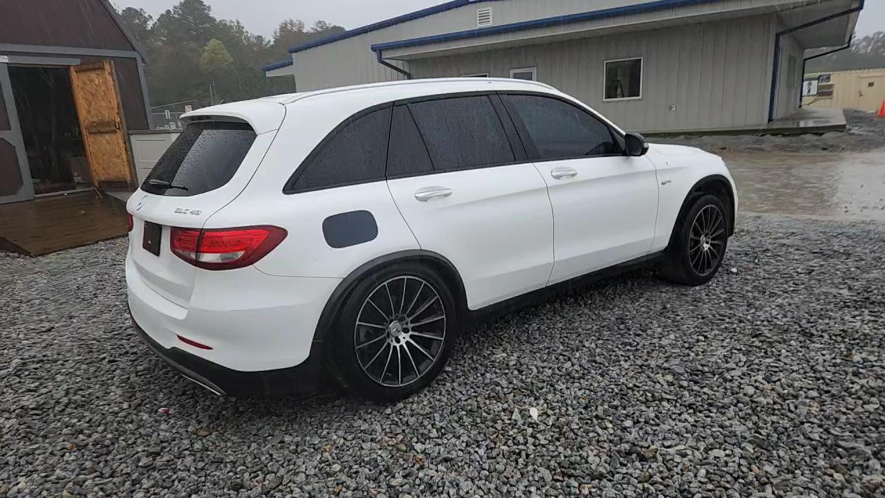 Фото: WDC0G6EB0HF144370