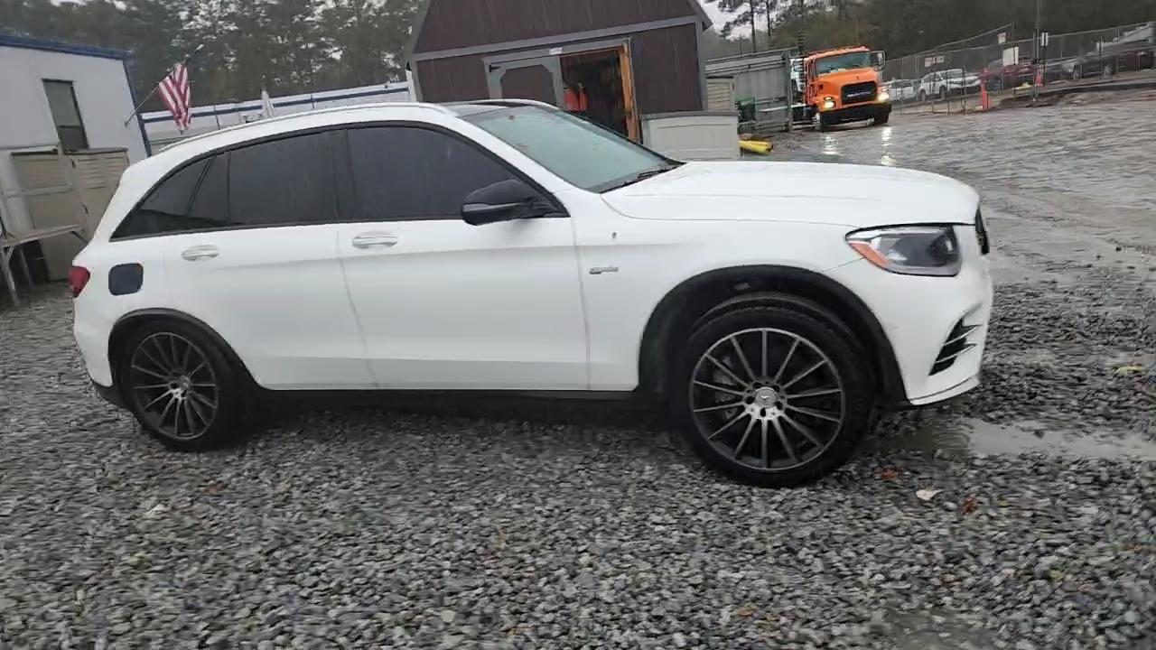 Фото: WDC0G6EB0HF144370