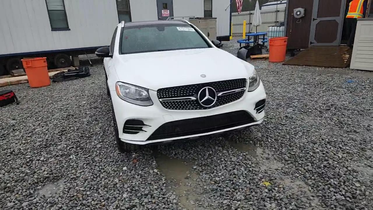 Фото: WDC0G6EB0HF144370