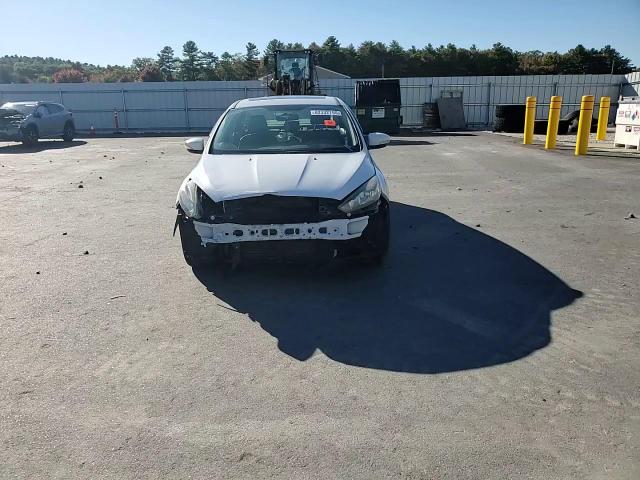2015 Ford Focus Se VIN: 1FADP3F27FL310635 Lot: 82332755