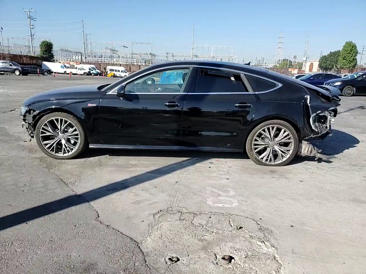 Фото: WAU2GAFC5GN002770