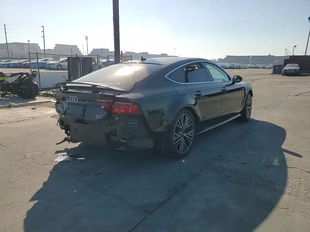 Фото: WAU2GAFC5GN002770