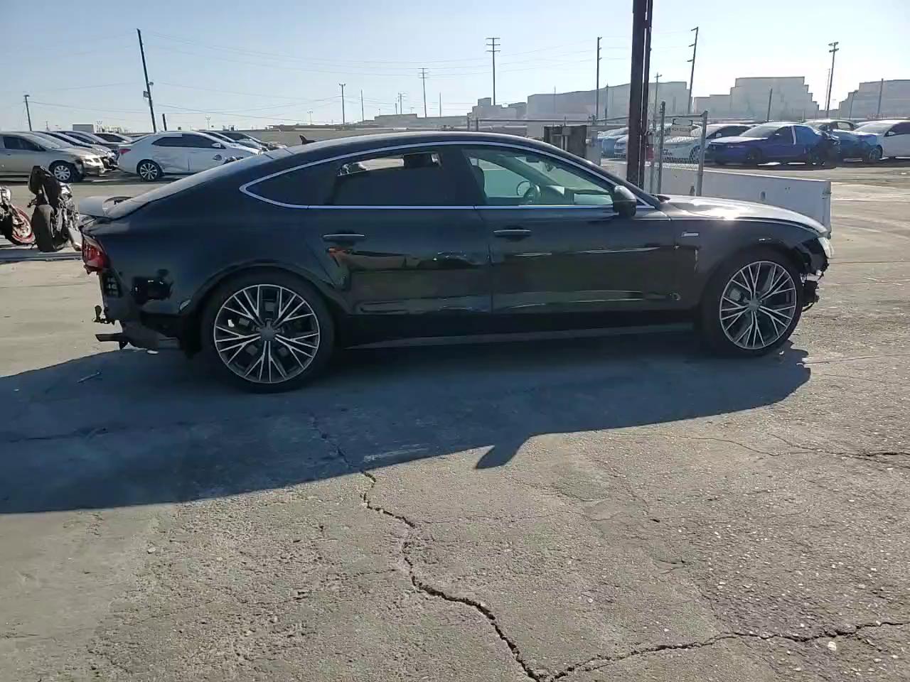 Фото: WAU2GAFC5GN002770