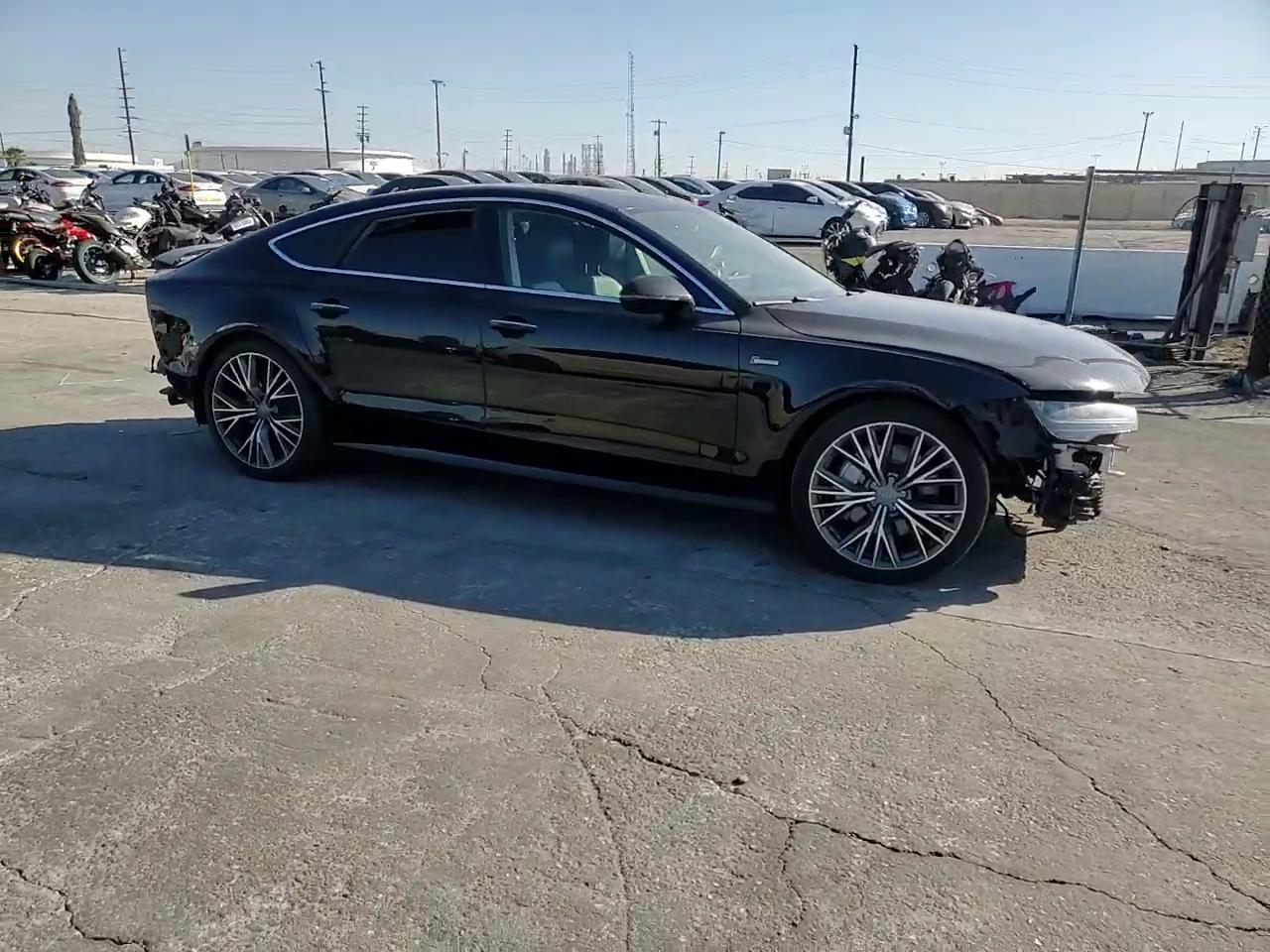 Фото: WAU2GAFC5GN002770