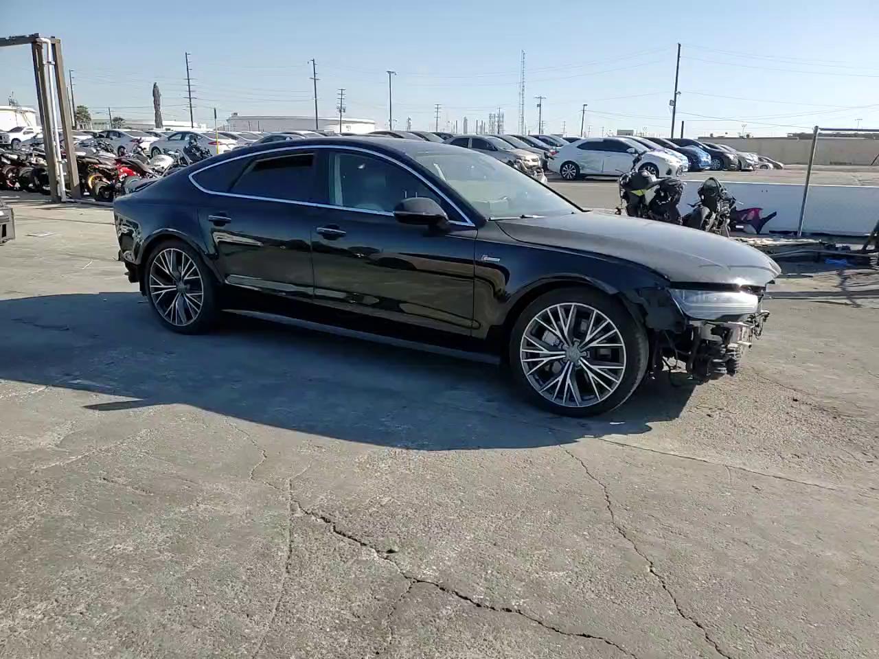 Фото: WAU2GAFC5GN002770