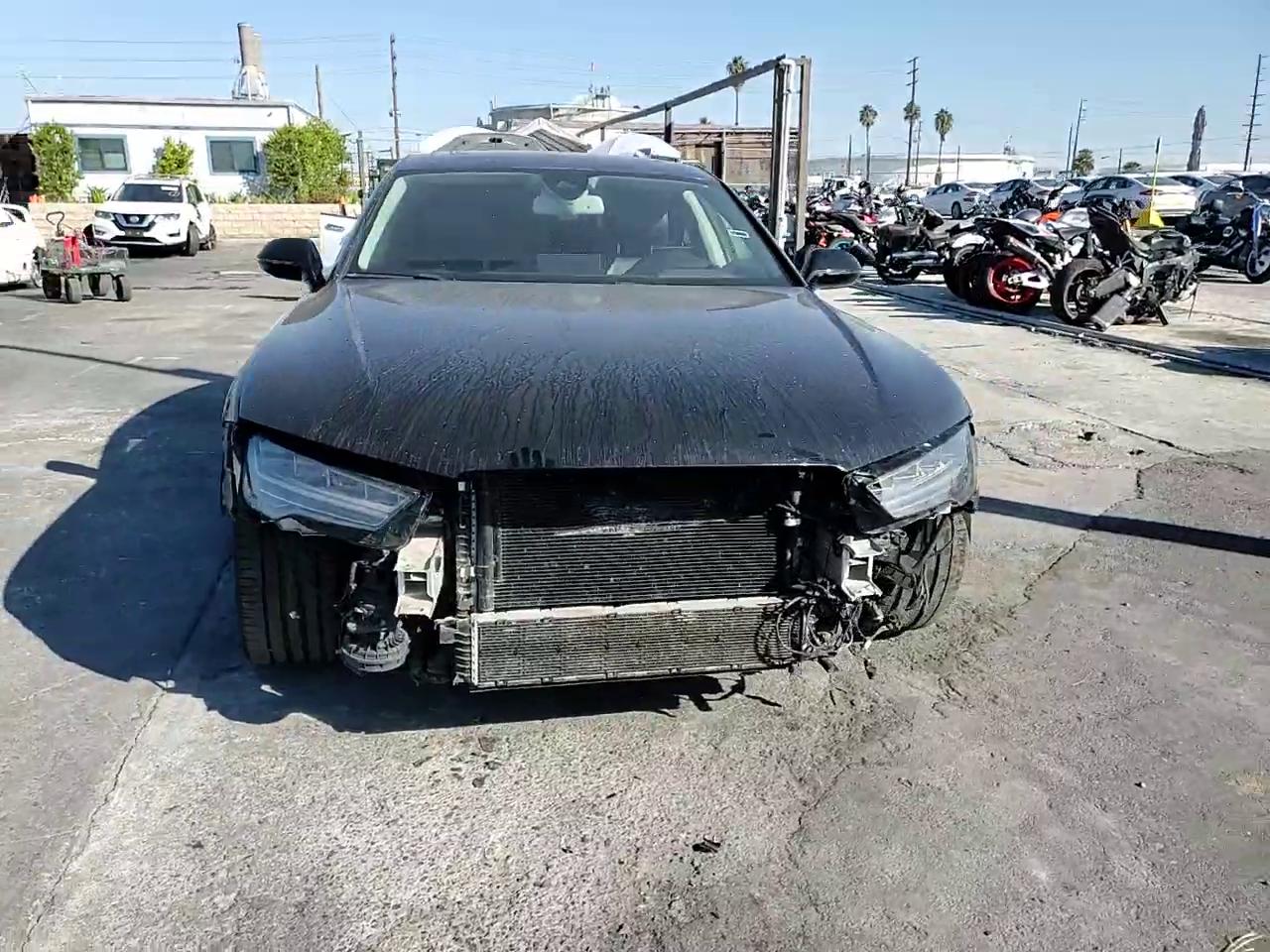 Фото: WAU2GAFC5GN002770