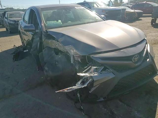 2018 Toyota Camry L VIN: 4T1B11HK6JU020812 Lot: 85348105