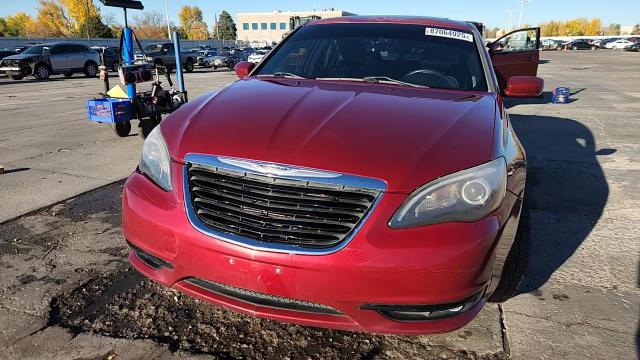 2014 Chrysler 200 Limited VIN: 1C3CCBCG5EN134820 Lot: 87064925