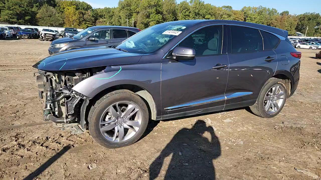 Фото: 5J8TC2H79ML044523