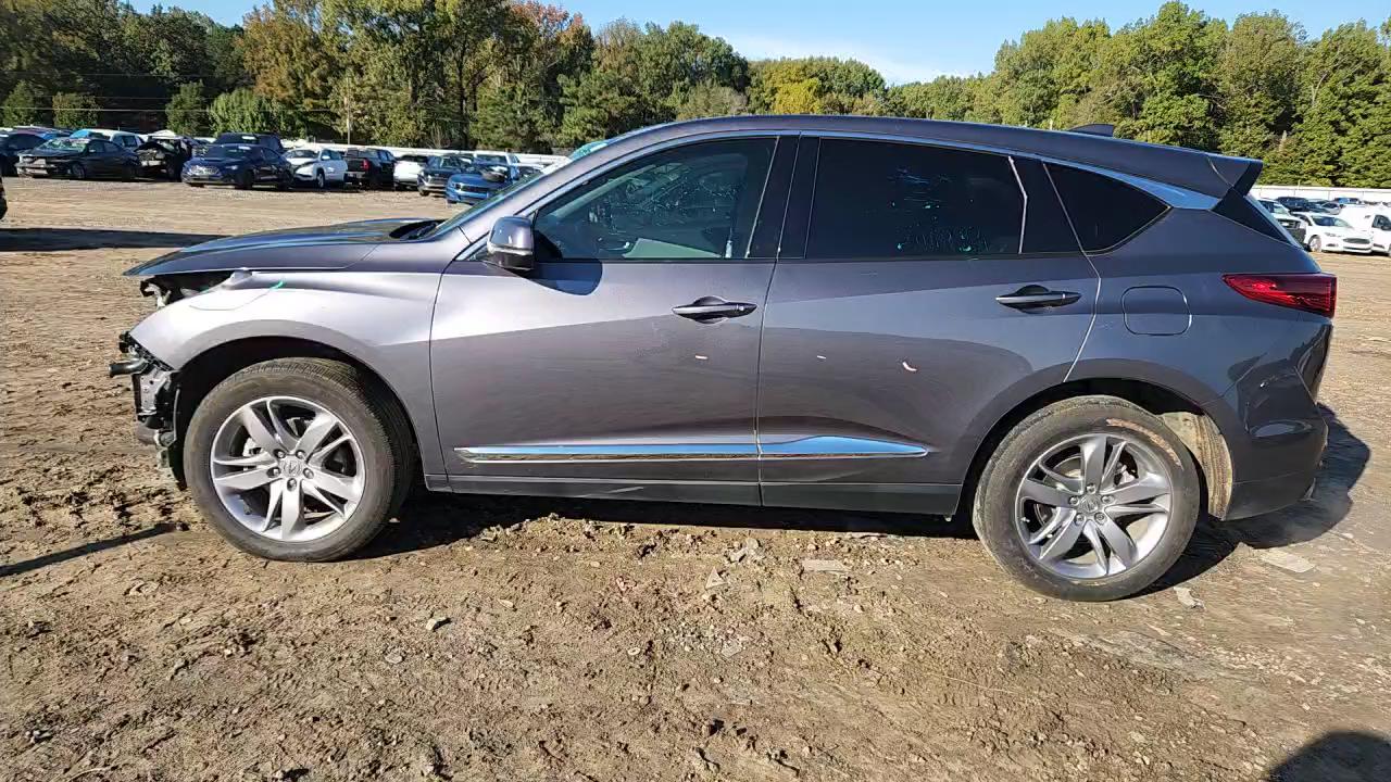 Фото: 5J8TC2H79ML044523