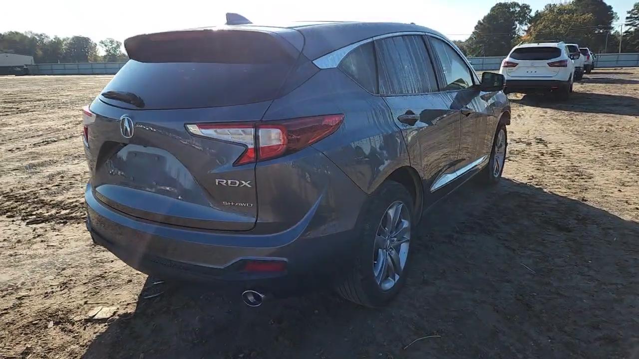 Фото: 5J8TC2H79ML044523