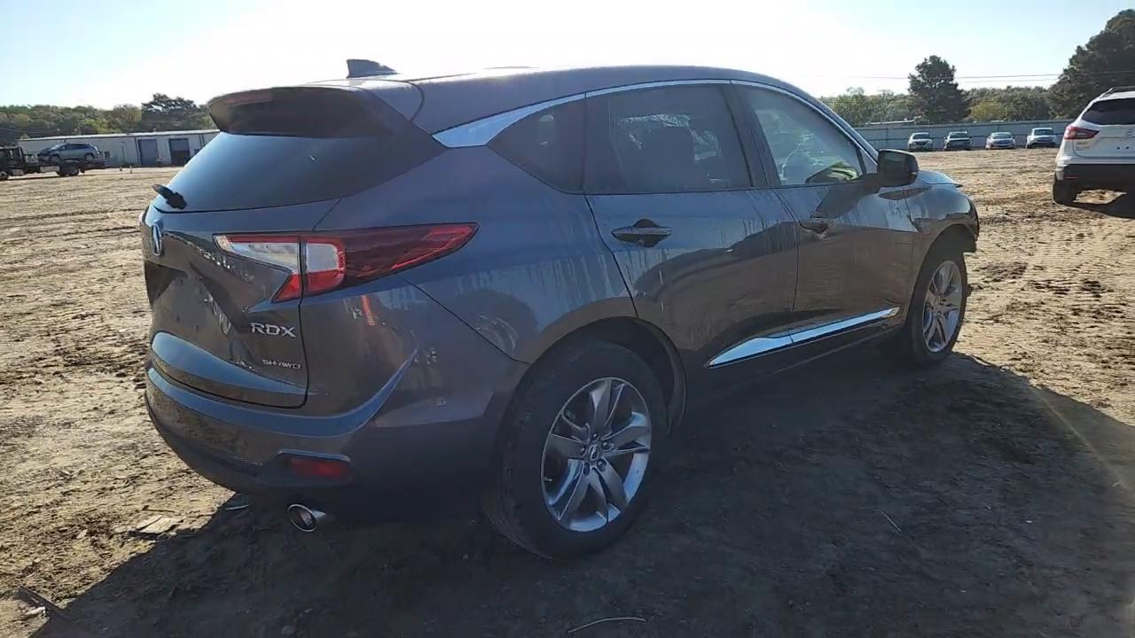 Фото: 5J8TC2H79ML044523