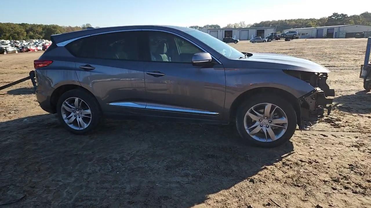 Фото: 5J8TC2H79ML044523