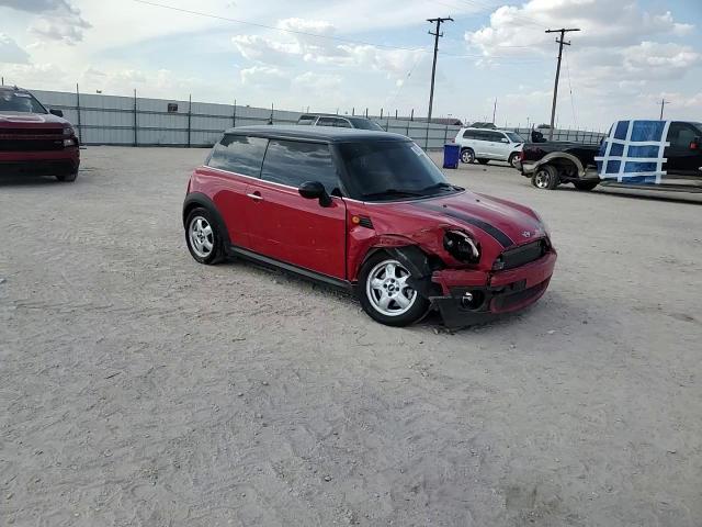 2009 Mini Cooper VIN: WMWMF33539TW70482 Lot: 86130595