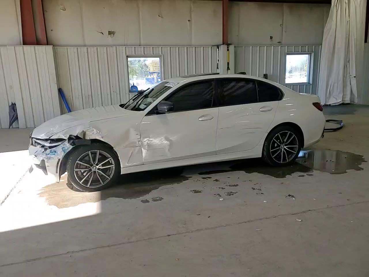 Фото: 3MW5R7J56K8B02956