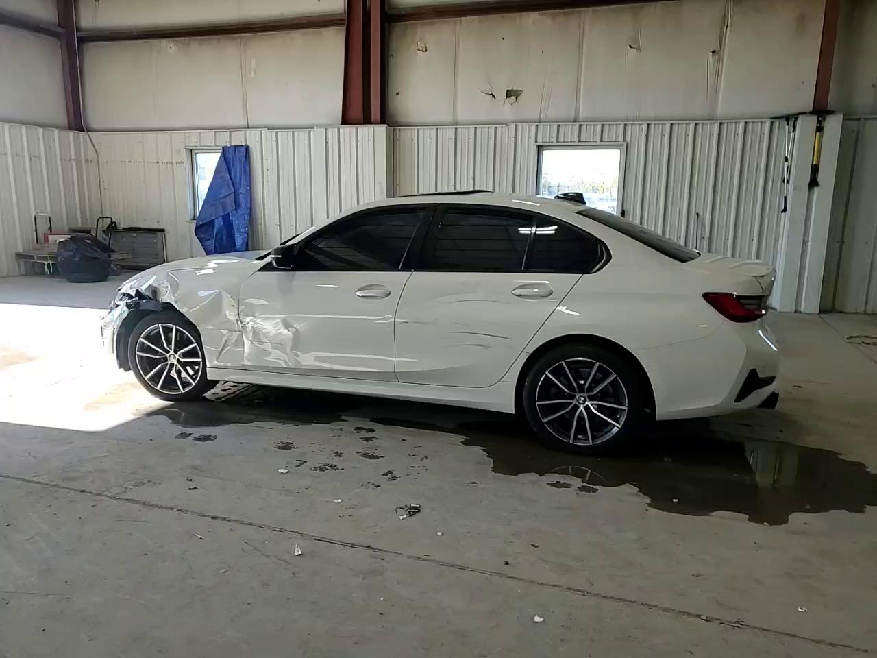 Фото: 3MW5R7J56K8B02956