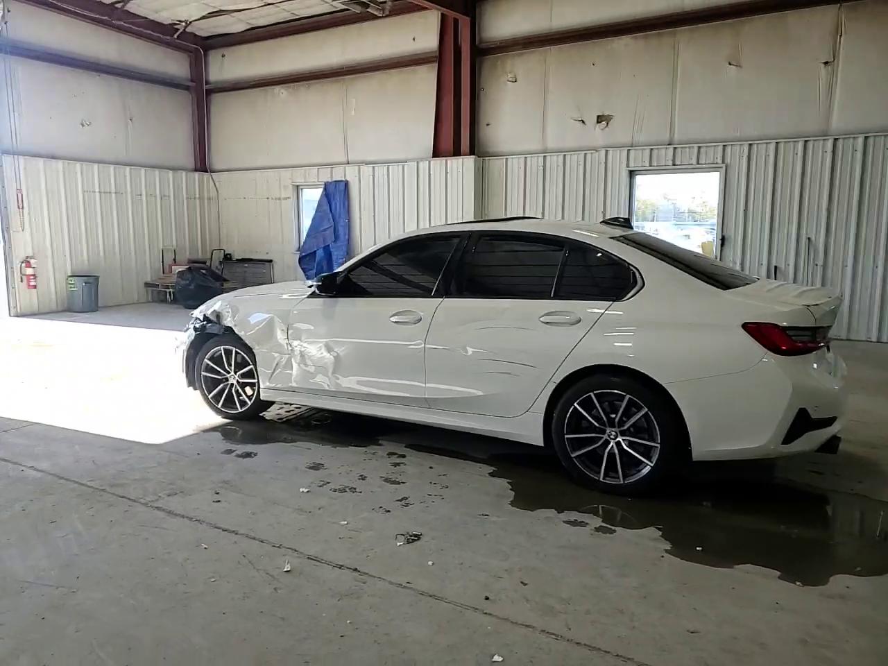 Фото: 3MW5R7J56K8B02956