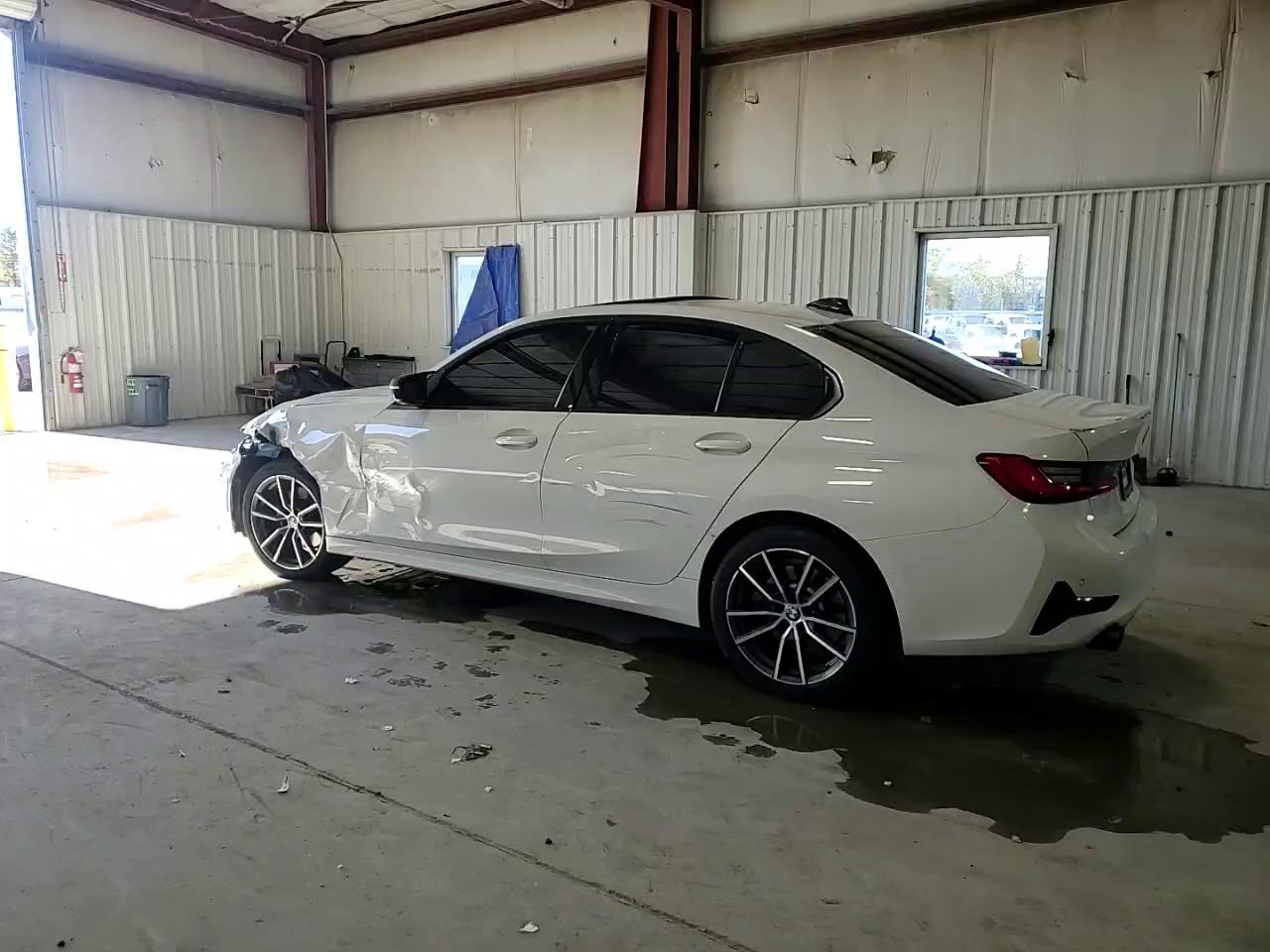 Фото: 3MW5R7J56K8B02956