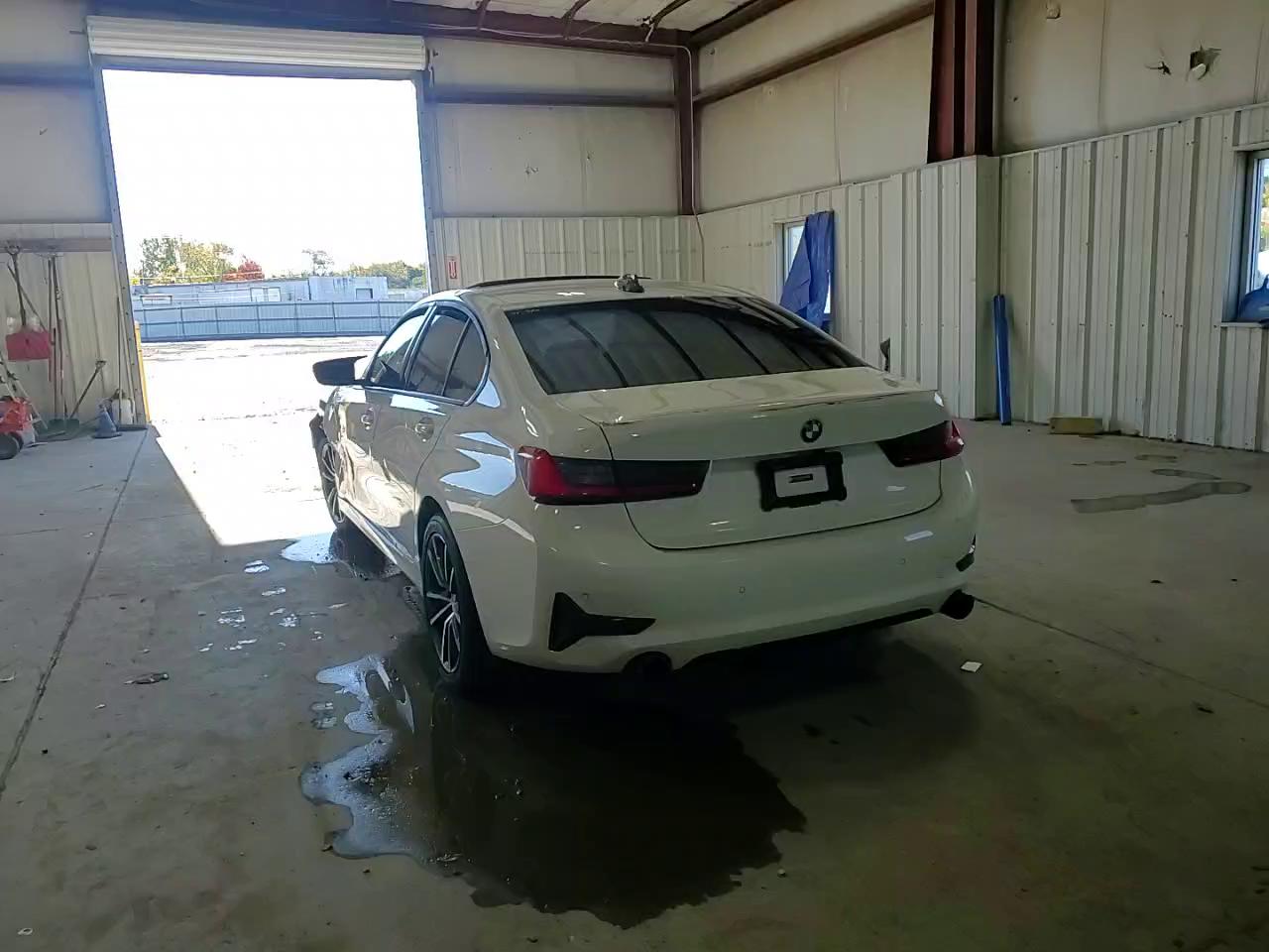 Фото: 3MW5R7J56K8B02956