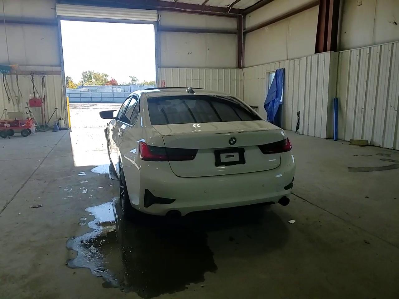 Фото: 3MW5R7J56K8B02956