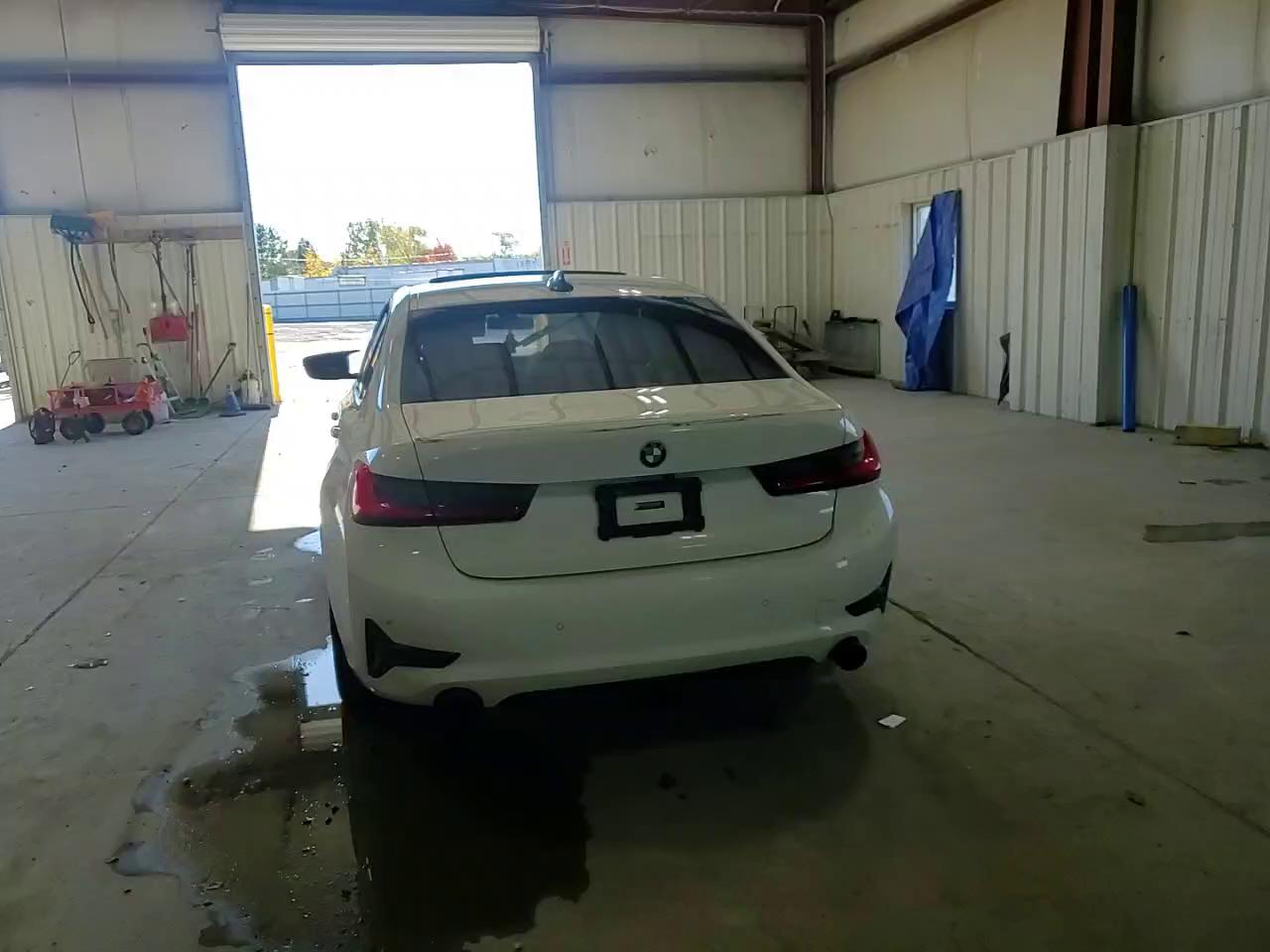 Фото: 3MW5R7J56K8B02956