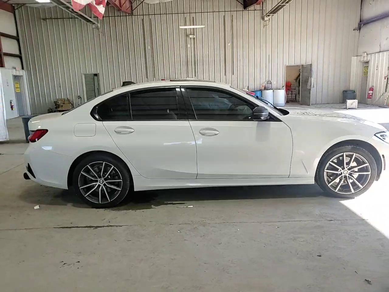 Фото: 3MW5R7J56K8B02956