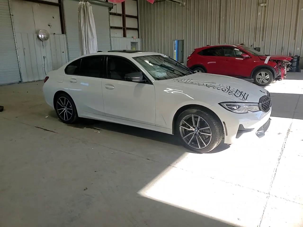 Фото: 3MW5R7J56K8B02956