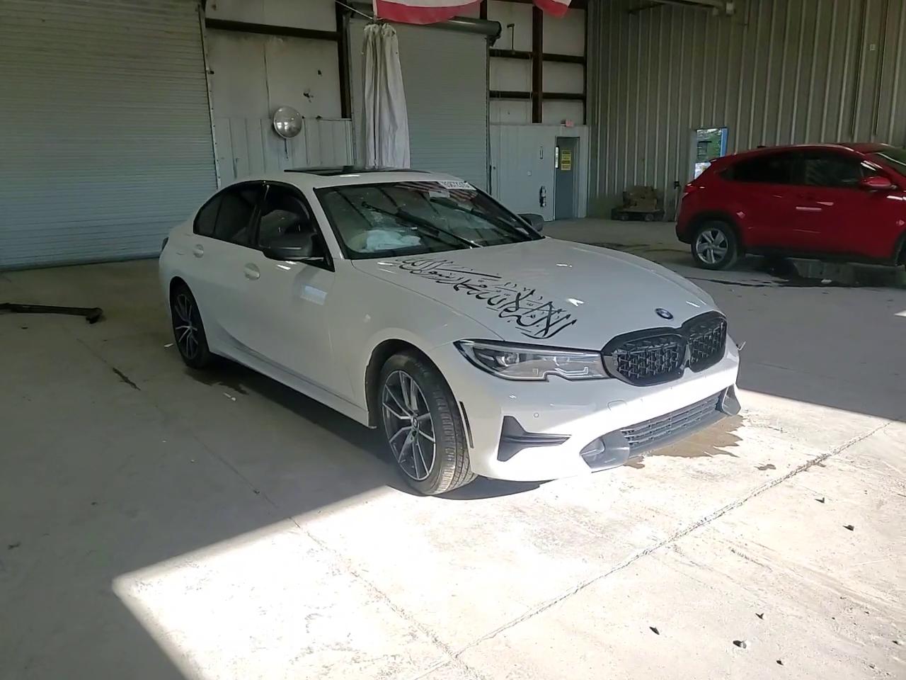 Фото: 3MW5R7J56K8B02956