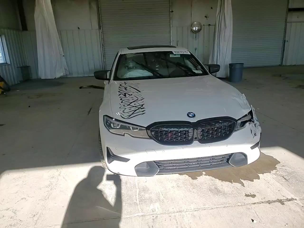 Фото: 3MW5R7J56K8B02956