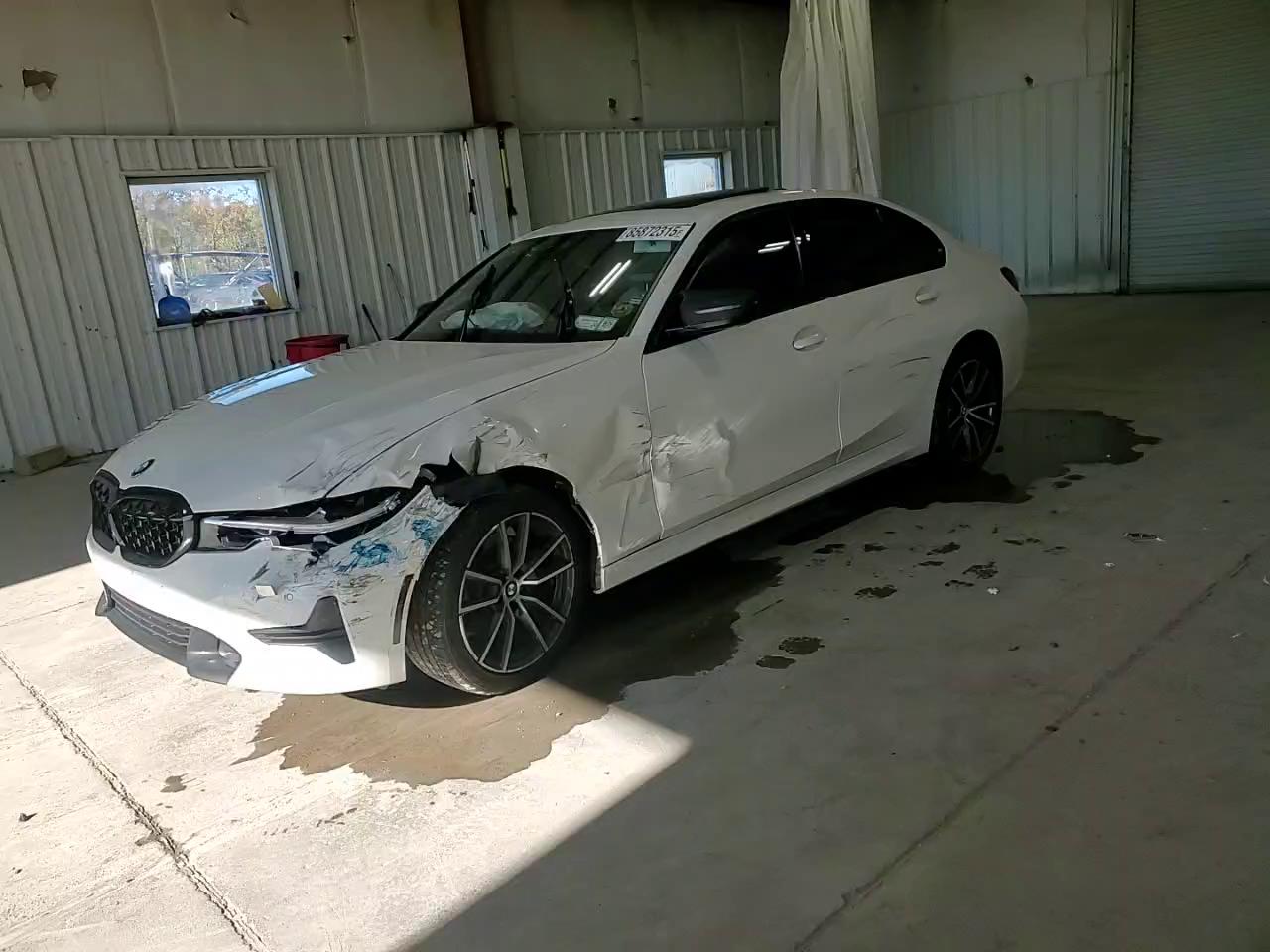 Фото: 3MW5R7J56K8B02956