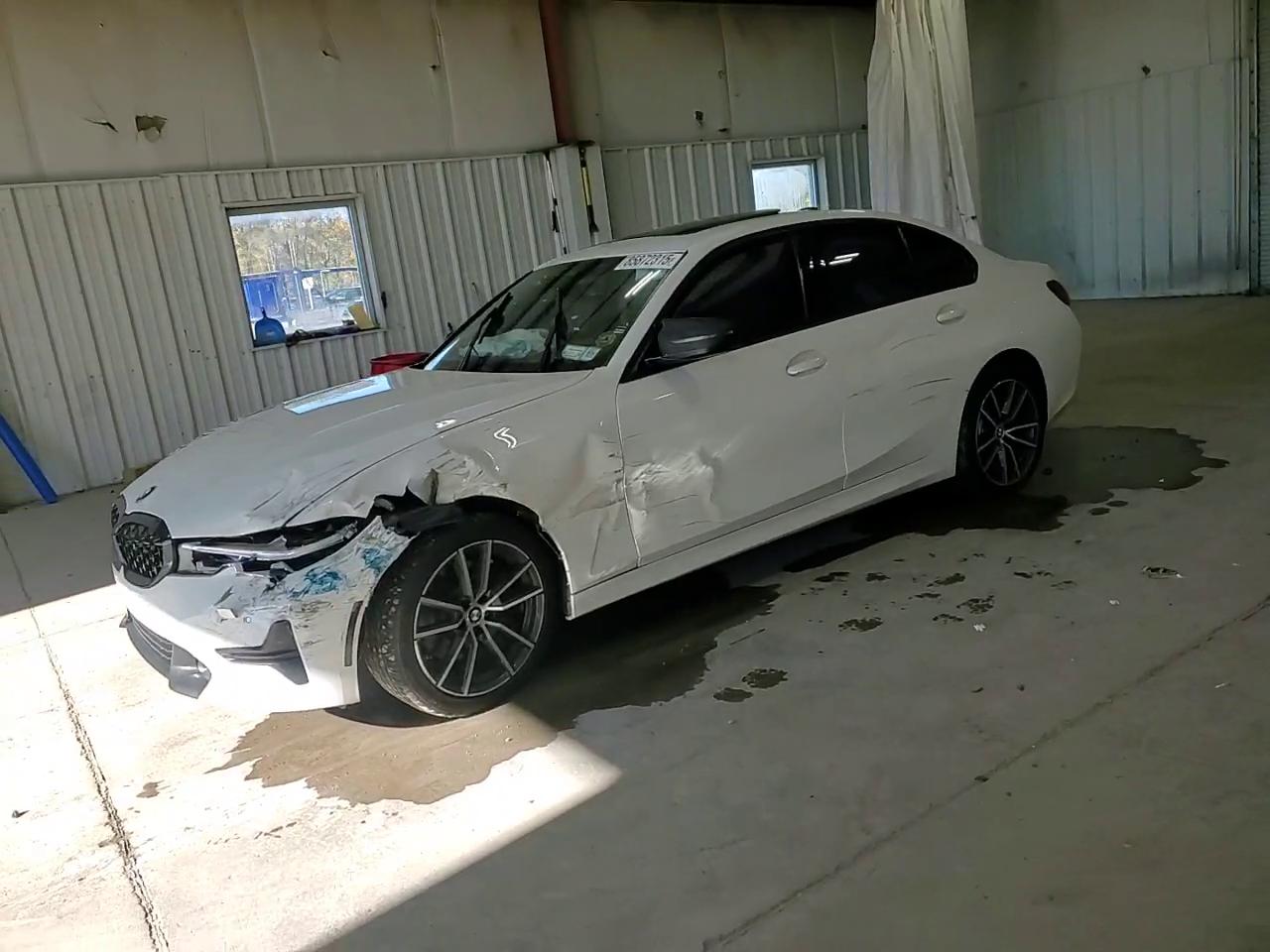 Фото: 3MW5R7J56K8B02956