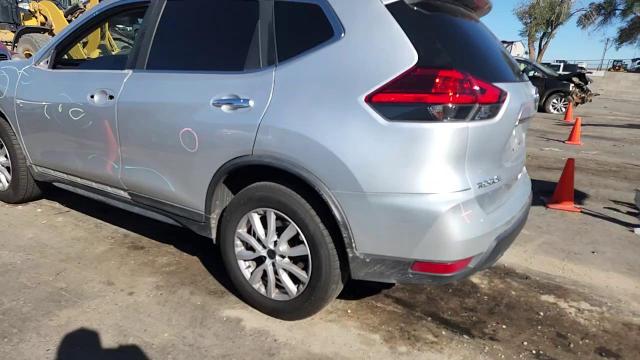 2017 Nissan Rogue S VIN: KNMAT2MV8HP608753 Lot: 82261385