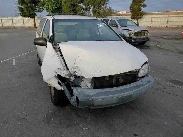 1998 Toyota Sienna Le VIN: 4T3ZF13C2WU059928 Lot: 81786845