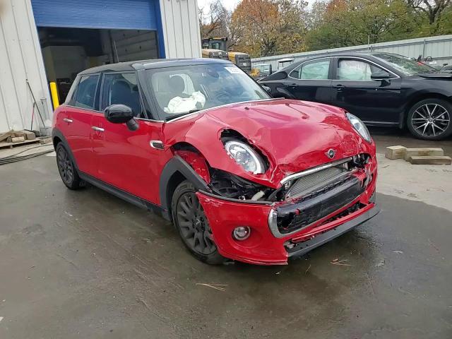 2021 Mini Cooper VIN: WMWXU7C02M2P14985 Lot: 90368205