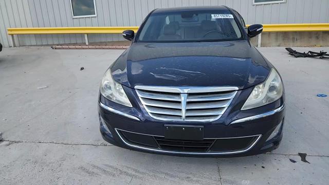 2013 Hyundai Genesis 3.8L VIN: KMHGC4DD2DU232300 Lot: 85719285