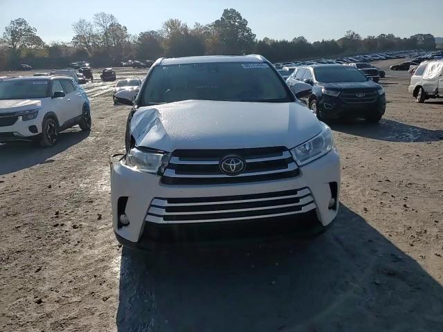 2018 Toyota Highlander Se VIN: 5TDJZRFH8JS486096 Lot: 90741495