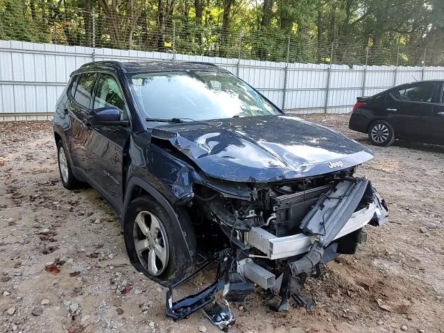 2018 Jeep Compass Latitude VIN: 3C4NJDBB1JT492891 Lot: 82331275