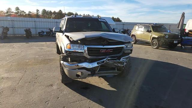 2005 GMC Sierra K2500 Heavy Duty VIN: 1GTHK23215F948689 Lot: 90541615