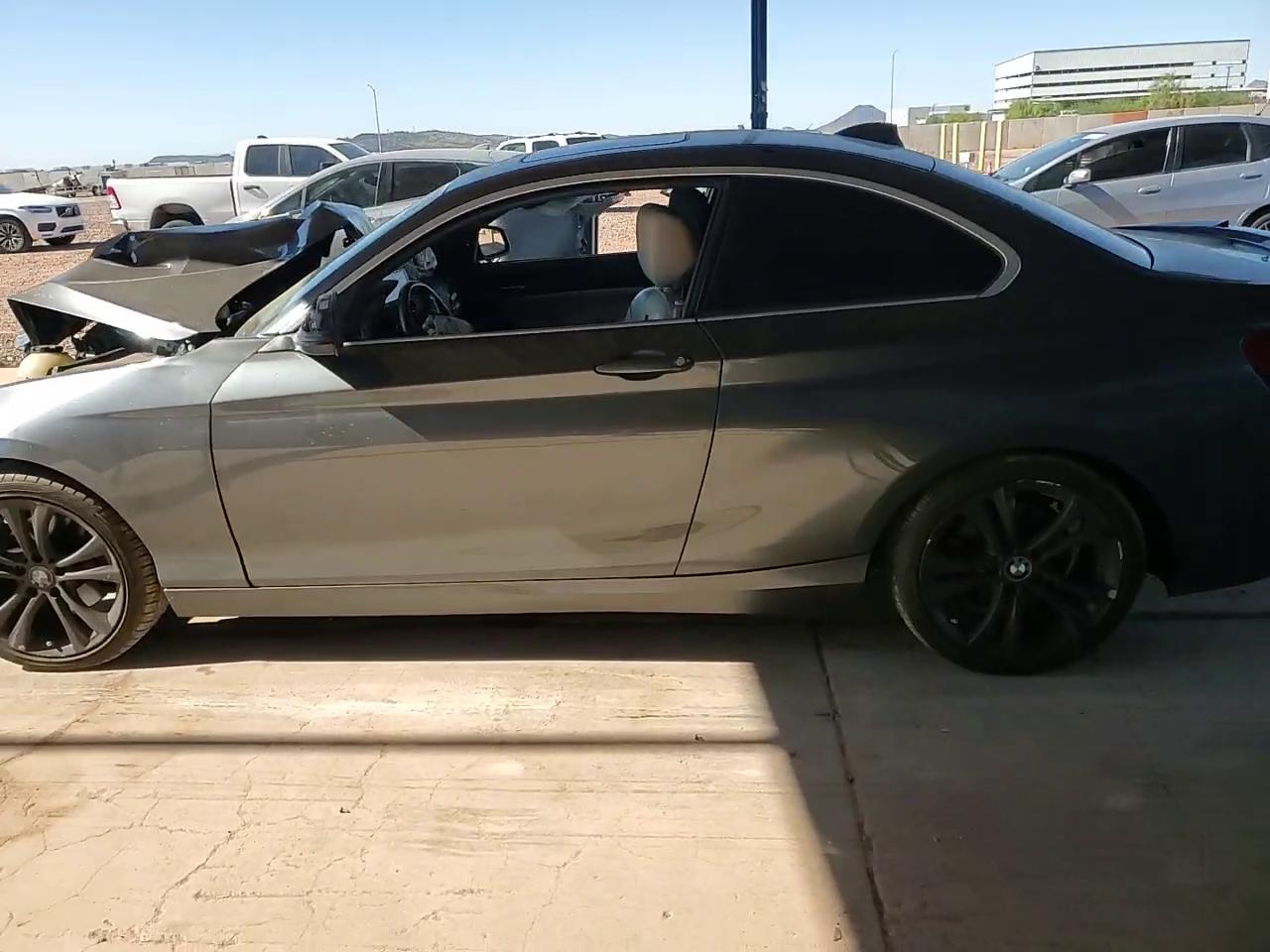 Фото: WBA1F5C5XEV255284