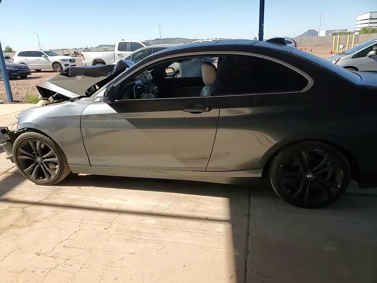 Фото: WBA1F5C5XEV255284