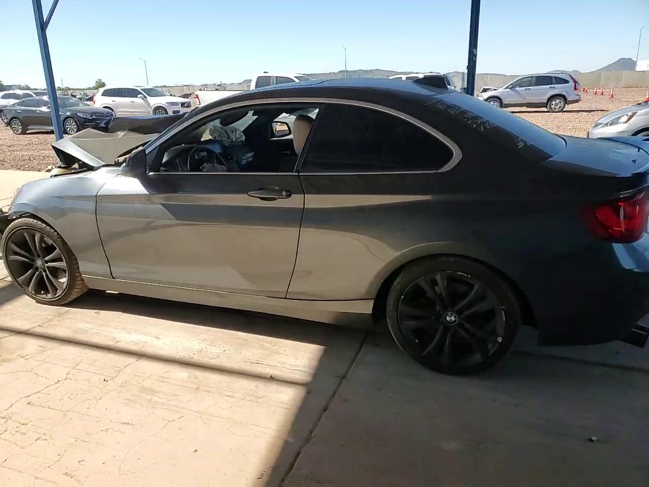 Фото: WBA1F5C5XEV255284