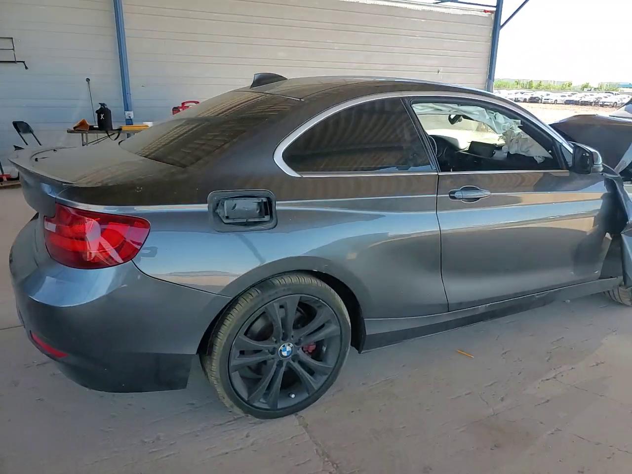 Фото: WBA1F5C5XEV255284