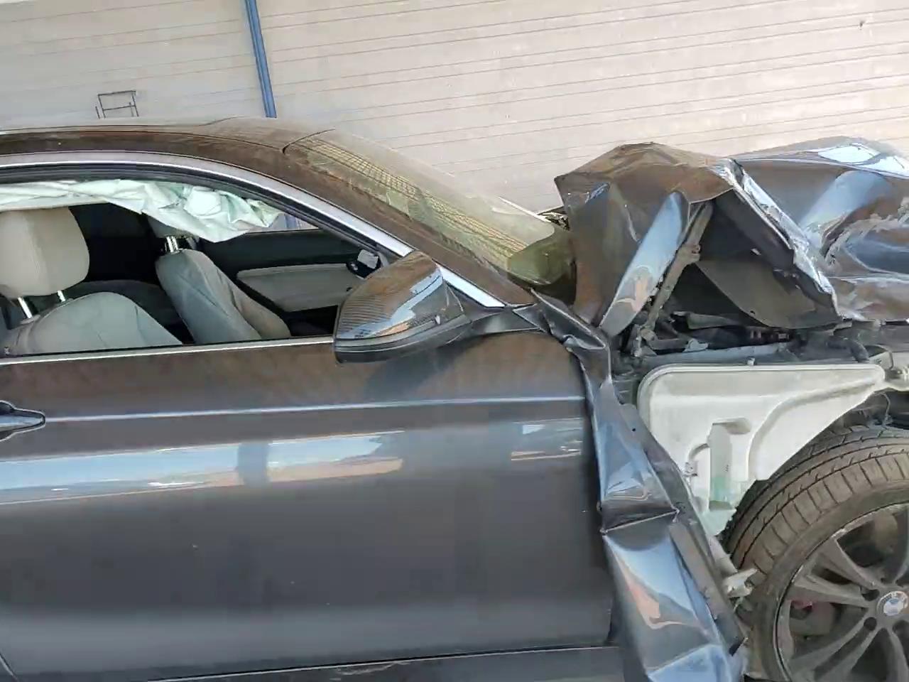 Фото: WBA1F5C5XEV255284