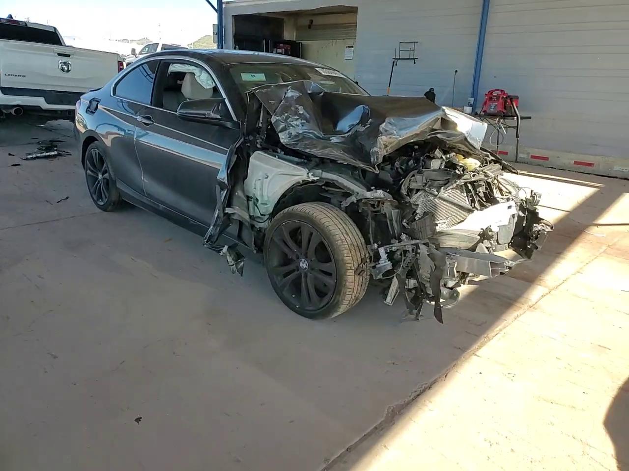 Фото: WBA1F5C5XEV255284