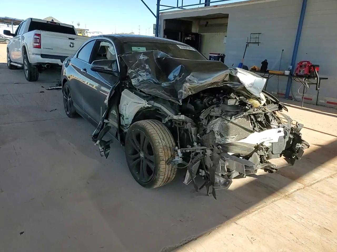 Фото: WBA1F5C5XEV255284