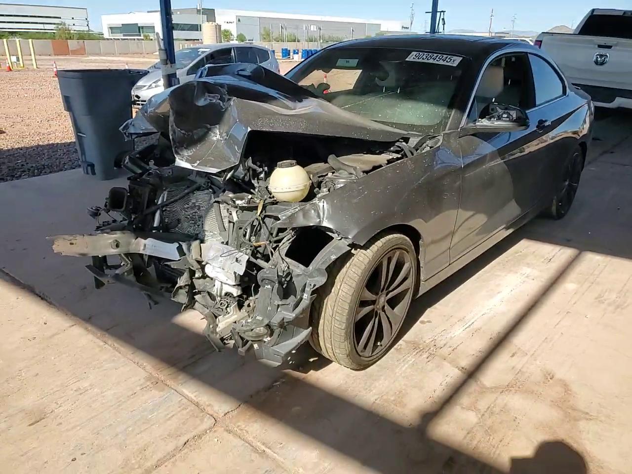 Фото: WBA1F5C5XEV255284