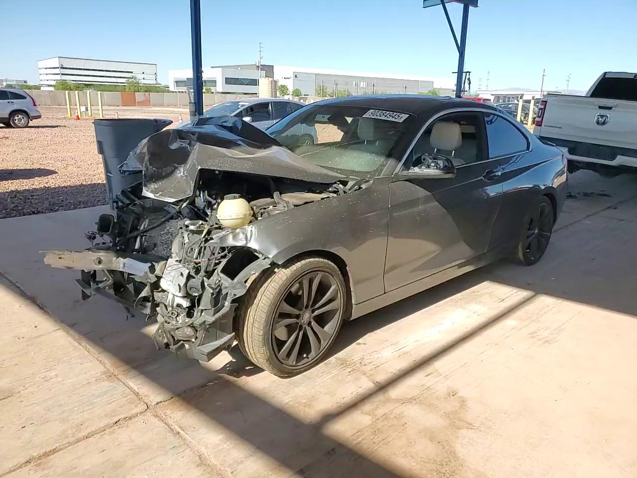 Фото: WBA1F5C5XEV255284